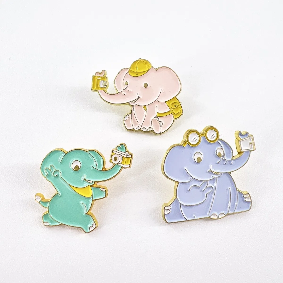 Cartoon Brooch Pin Badge Elephant Animal Enamel Pins for Women Gift